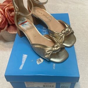 JACK ROGERS NEW Abigail Mid-Heel Platinum Size 5.5 Open Toe Ankle Strap Shoes